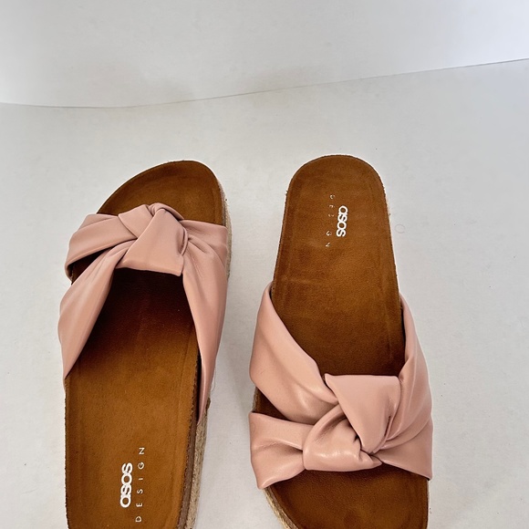 Pink Sandals - Picture 1 of 4
